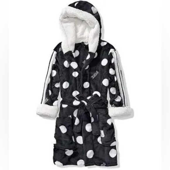 Pink Victoria secret robe - Picture 2 of 9